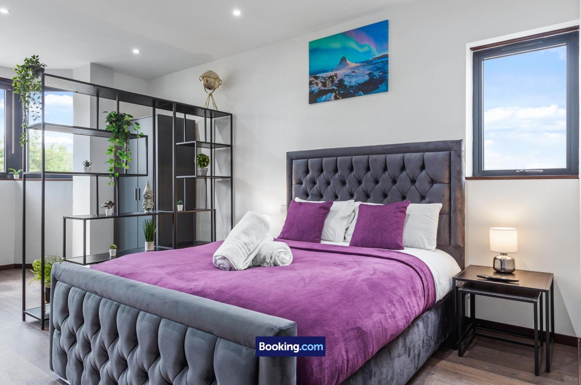 Stylish Studio Apt By Stay Smart Short Lets & Serviced Accommodation Woodstock With Free Wifi ロンドン エクステリア 写真